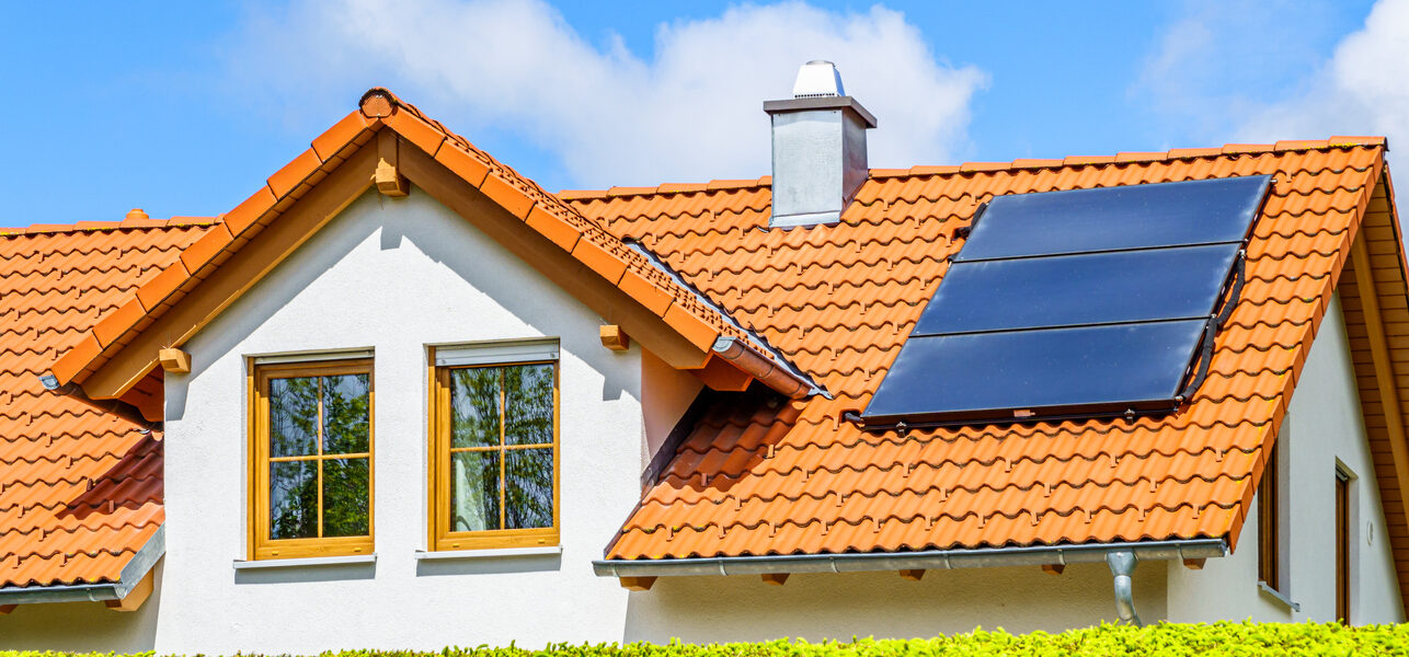 Altbau sanieren oder Neubau im Chiemgau – nachhaltige Entscheidung für Bauherren